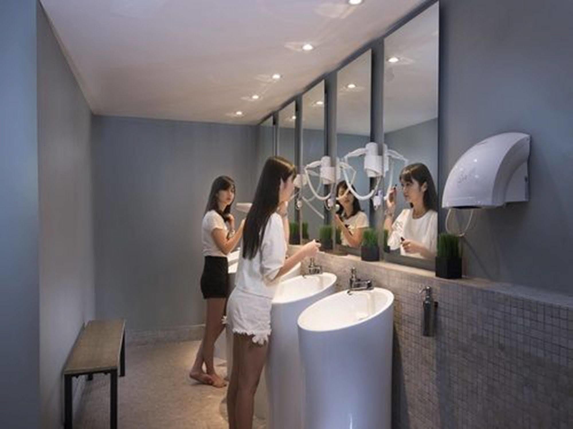 Time Capsule Hotel George Town Exterior foto