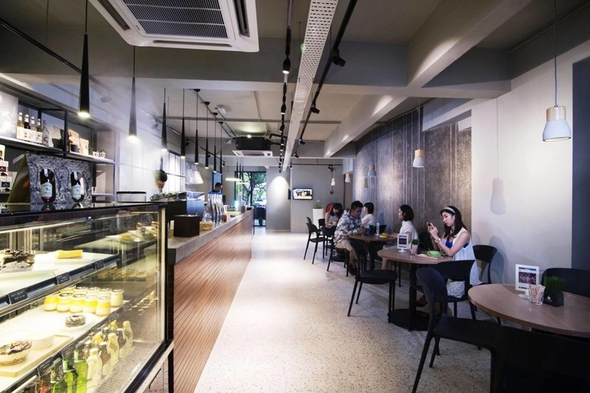 Time Capsule Hotel George Town Exterior foto